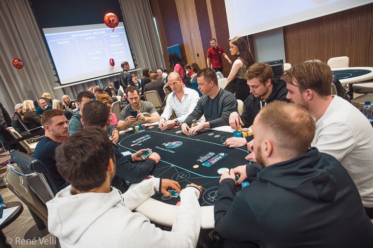 LIVE: Jälgi telelaua vahendusel Tallinnas toimuvat kõrgetasemelist pokkerimängu!