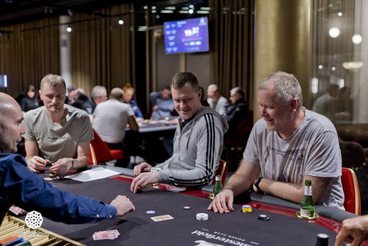 Pot Limit Omaha esimene päev algab kell 18:00