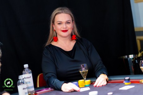 Marita Mägi juhib Balti Pokkeriliiga Record Breaker'it, pühapäeval põhiturniir