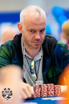 16. koht Zigmas Pekarskas 2450 €