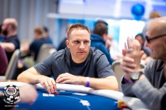 Steven mängust väljas