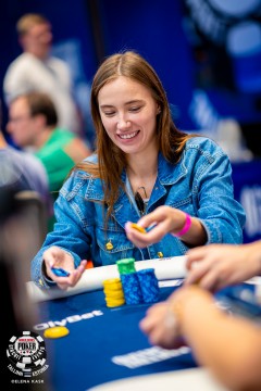 Miis Globe Venemaa võitis 350 € NLH Progressive Bounty
