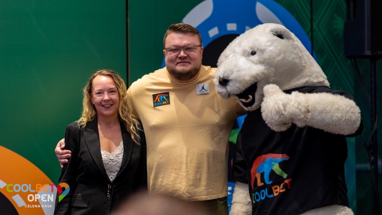 Coolbet Open 2026 - Main Event (Day 2) - 059 - Teresa Nousiainen, Ott-Kaarli Toome, Coolbear - [Credit - Elena Kask].jpg