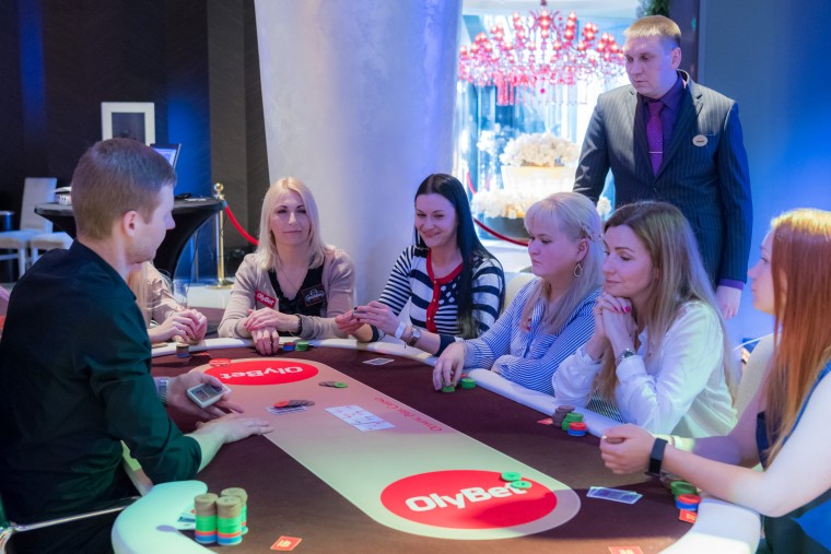 Coolbet lõbustab Eesti pokkerimängijaid lahedate EMV 2018 koefidega